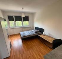 Helle vollmöblierte 3-Zi Dachgeschosswohnung ab 092026 - Berlin Lichtenberg