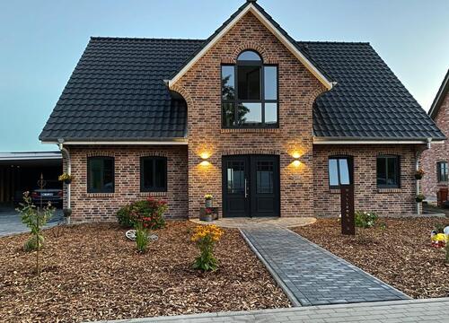 Foto - modernes Einfamilienhaus - 1.650,00&nbsp;EUR Kaltmiete, ca.&nbsp; 158,00&nbsp;m&sup2;