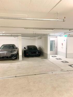 Foto - PKW-Stellplatz Westend 