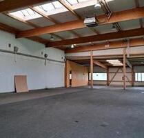 WohnmobilWohnwagen Stellplätze in geschlossener Halle - 150€Mtl - Bad Säckingen