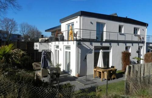 Foto - Modernes Haus Reihenendhaus mit sonnigem eigenen Garten