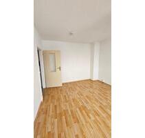 Ruhige 1-Raum Wohnung in einem guten sozialen Umfeld. - Ottendorf-Okrilla