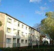 Perfekt für eine kleine Familie! Sanierte 3 Zimmer-Wohnung mit Balkon zu vermieten - Bielefeld Stieghorst