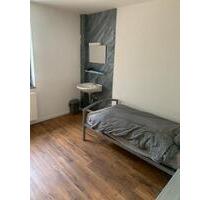 Ein WG Zimmer zu vermieten - 450,00&nbsp;EUR Kaltmiete, ca.&nbsp; 13,00&nbsp;m&sup2; in Hollenstedt (PLZ: 21279)