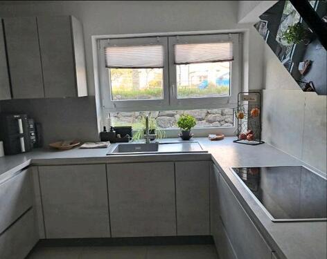 Foto - Von Privat: 4-Zimmer-Souterrainwohnung