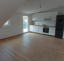 3-Zimmer-Penthousewohnung mit großem Balkon - Villingen-Schwenningen