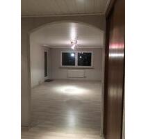 Verkaufe eine schöne 4,5 Zimmerwohnung von privat - Leonberg