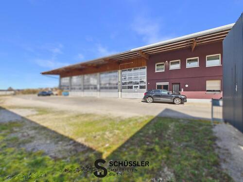 Foto - Büroräume und 1x Hallenabteil mit Stellplätzen in KirchheimTeck-Jesingen
