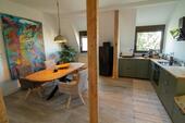 Foto - ALTBAU - Frisch sanierte & stilvoll möblierte 2,5-Zimmer-Wohnung