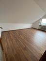 Foto - Sanierte 2,5 Zimmer Dachgeschosswohnung mit EBK und eigener Sauna