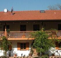 2,5-Zimmer-EG-Wohnung - 960,00&nbsp;EUR Kaltmiete, ca.&nbsp; 87,50&nbsp;m&sup2; in Bad Aibling (PLZ: 83043)