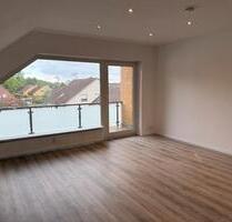 Helle 1 Zimmer-Wohnung mit Balkon, Stellplatz und Kellerraum - Uelzen