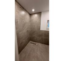 Erstbezug nach Sanierung: 3-Zi.-Wohnung mit Balkon in Viernheim - Mannheim Hochstätt Erstbezug nach Sanierung: 3-Zi.-Wohnung mit Balkon in Viernheim - Mannheim Hochstätt