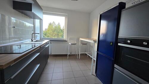 Foto - TOP Lage Galgenberg: 3-Zi-Whg mit Einbaukü. + Südbalkon ab sofort