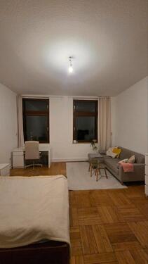 Foto - ZWISCHENMIETE Helles WG-Zimmer in Altbauwohung