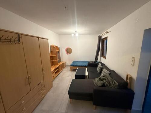 Foto - -Zimmer-Wohnung mit Küche und Esszimmer