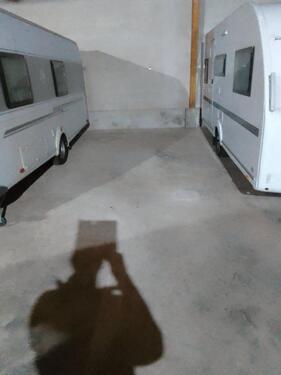 Foto - Stellplatz für Wohnwagen Anhänger