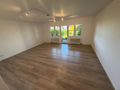 Foto - Erstbezug nach Renovierung: 1,5 Zimmer-Terrassen-Wohnung mit EBK