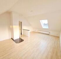 Gemütliche Dachgeschosswohnung - 360,00 EUR Kaltmiete, in Steinheim (PLZ: 32839)