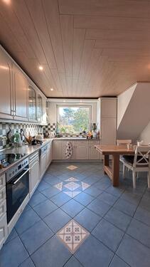 Foto - Wohnung 6 Zimmer - 1.300,00 EUR Kaltmiete, ca.  180,00 m²