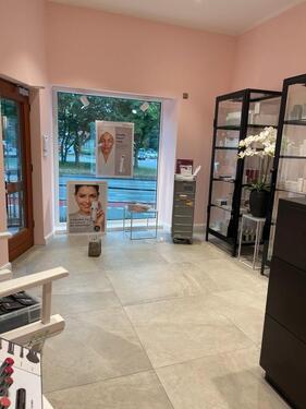 Foto - LadenGewerbefläche KosmetikFriseur etc 108 qm TOP SANIERT