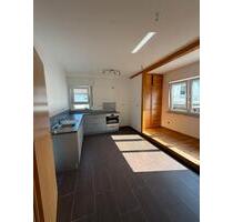 4-Zimmer-Wohnung Hatzenbühl ca. 134 qm - mit Werkstatt und Garten