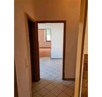 1 Zimmer wohnung EG in Selb - 320,00&nbsp;EUR Kaltmiete, ca.&nbsp; 40,00&nbsp;m&sup2; in Selb (PLZ: 95100)
