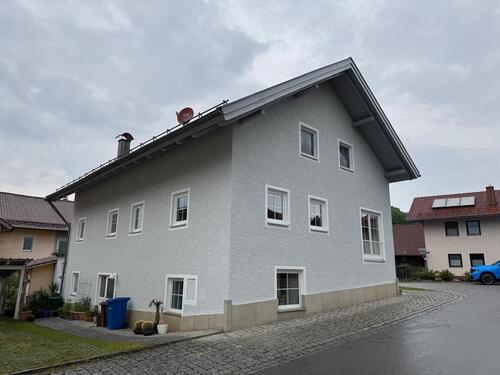 Foto - Gepfl. Zweifamilienhaus in Garham, vermietet,solide Kapitalanlage