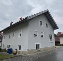Gepfl. Zweifamilienhaus in Garham, vermietet,solide Kapitalanlage - Hofkirchen