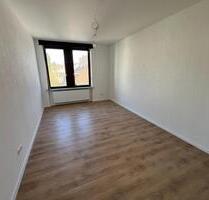 Neu renovierte Wohnung als 4er WG im Nauwieser Viertel verfügbar - Saarbrücken