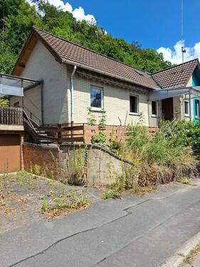 Foto - Kleines Haus - 69.000,00&nbsp;EUR Kaufpreis, ca.&nbsp; 85,00&nbsp;m&sup2;