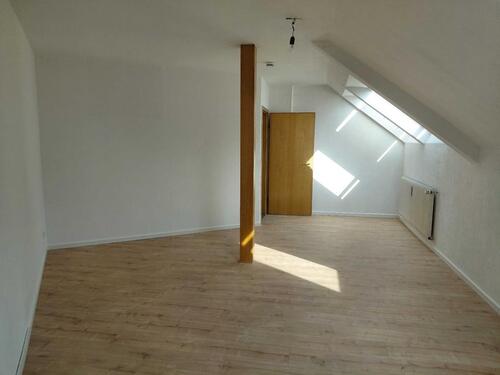Foto - Helle 2,5 Zimmer Wohung ab sofort frei