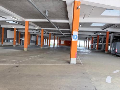 Foto - Parkplatz in Tiefgarage in Freiburg St. Georgen zu vermieten