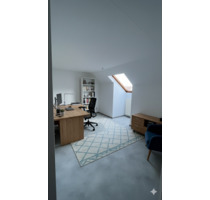 Schöne, vollsanierte 4-Zimmer-DG-Wohnung in Rittmarshausen - Gleichen