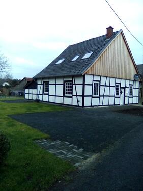 Foto - Einfamilienhaus freistehend - 850,00&nbsp;EUR Kaltmiete, ca.&nbsp; 141,00&nbsp;m&sup2;