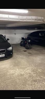 Foto - Stellplatz fürs Motorrad - 60,00 EUR Miete,