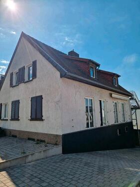 Foto - 6 Zimmer Einfamilienhaus zum Kaufen in Dillingen (Saar)