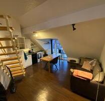 MÖBLIERTE helle 1,5-Zimmer-Maisonettewohnung mit Einbauküche - Karlsruhe Mühlburg