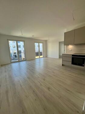 Foto - Neubau helle 2-Zimmer Wohnung 1. OG HUGOS Berlin-Mariendorf