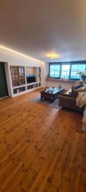 Foto - Haus zu vermieten Loftwohnung und extra Gewerbehalle