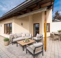 Wohnen wie im Haus: 4-Zi.-Wohnung mit großem Südbalkon und Kamin - Neckarwestheim