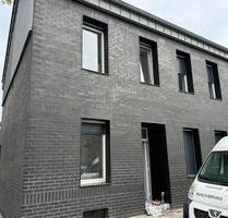 Stilvoll saniert: 4-Zimmer-Wohnung in Tönisvorst