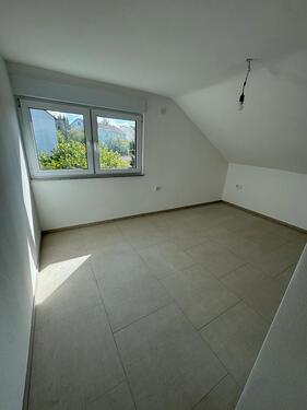 Foto - Erstbezug nach Kernsanierung: Moderne 3-Zimmer DG Wohnung