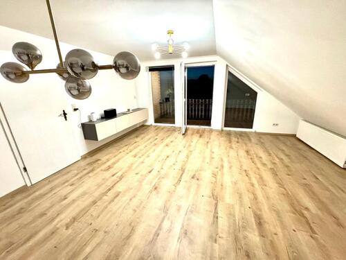 Foto - Helle 3-Zimmer Wohnung - 750,00 EUR Kaltmiete,