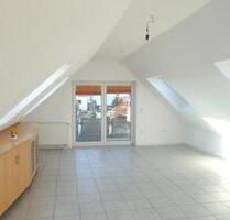 Attraktive Loggia Wohnung, Tel.: 0171 8310089 - Niederaula