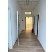 Büro- & Lagerfläche ca. 165 m² in Bamberg. Barrierefrei und 4 KFZ Stellplätzen