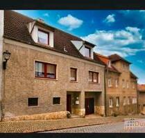 Schönes Einfamilienhaus in der Altstadt von Freyburg Teilsaniert - Freyburg (Unstrut)