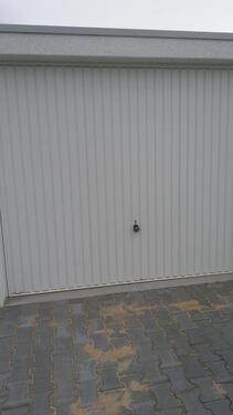 Foto - Garage -NUR für PKW- zu vermieten
