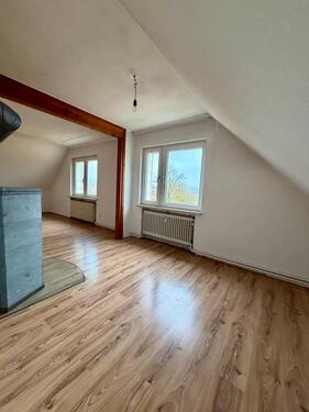 Foto - 3-Zimmer-Dachgeschosswohnung in ruhiger Lage in Brunsen