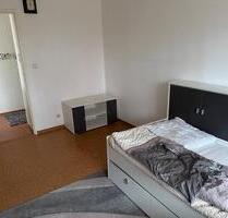 WG Zimmer ab 01.04.2026 - 500,00&nbsp;EUR Kaltmiete, ca.&nbsp; 10,00&nbsp;m&sup2; in Ludwigsburg (PLZ: 71634) Eglosheim